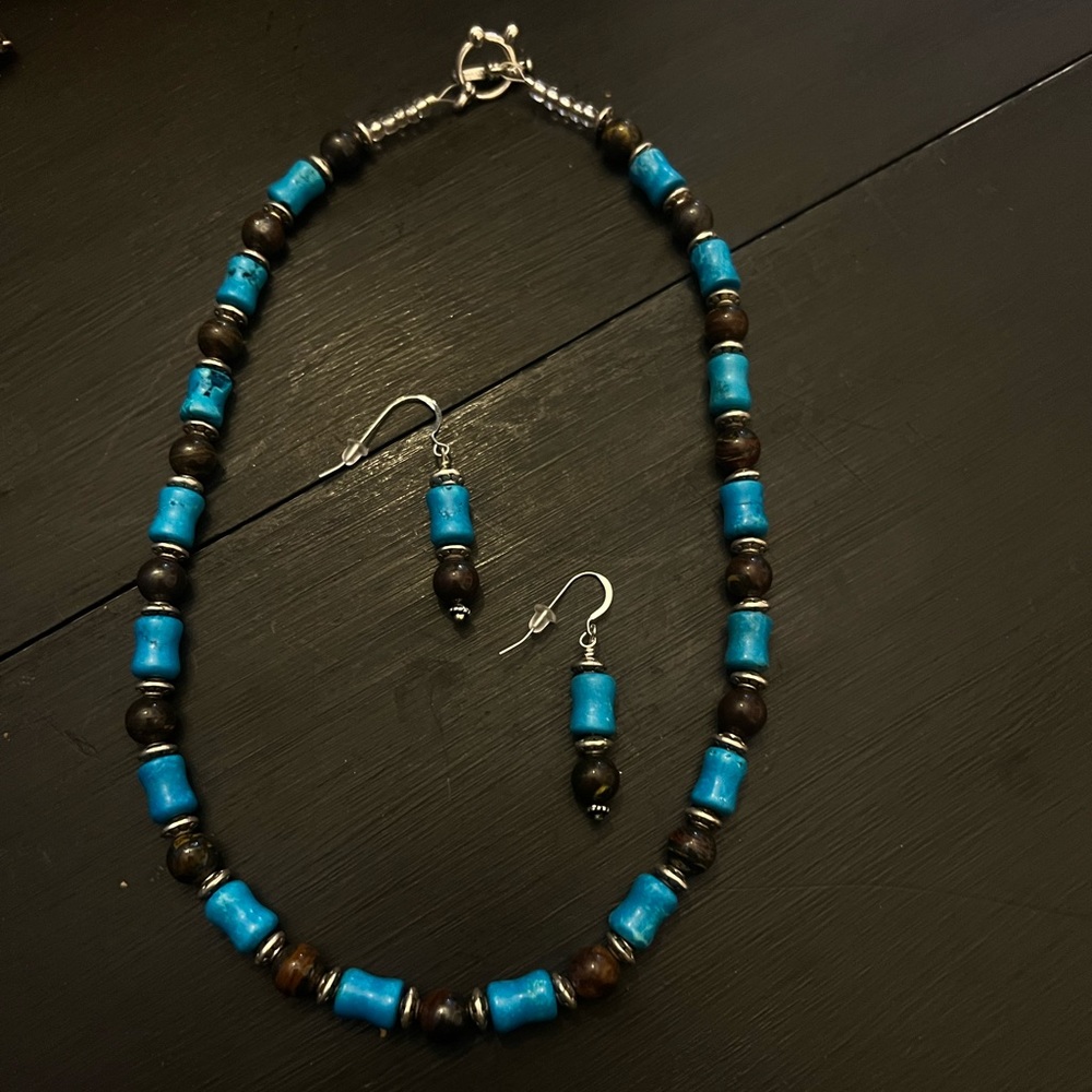 Blue stone + Agate Sterling Silver Necklace and Matching Earrings